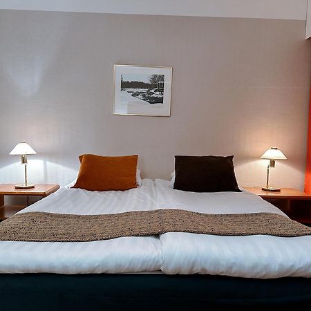 Hotel Sommelo Kouvola Bagian luar foto